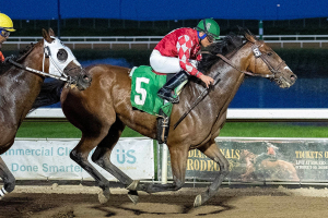 Sunbird and Antonio Reyes in the stretch of the Century Mile Handicap on Monday